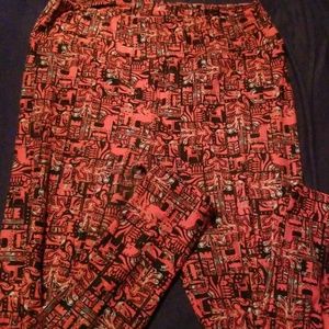 Never worn Lularoe OS leggings